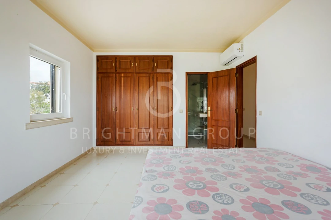 Moradia T7 para Venda em Lagoa e Carvoeiro Foto 11