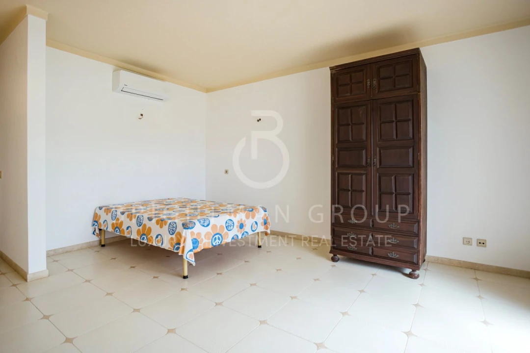 Moradia T7 para Venda em Lagoa e Carvoeiro Foto 9