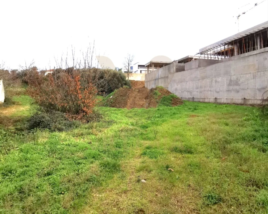 Terreno para Venda em Arca e Ponte de Lima Foto 2