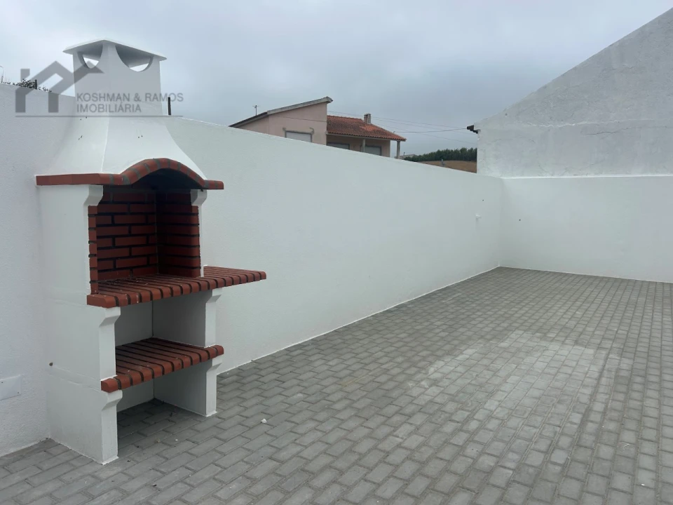 Moradia T3 para Venda em A dos Cunhados e Maceira Foto 21