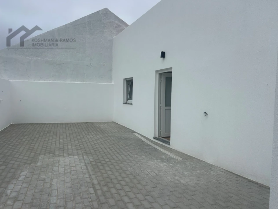Moradia T3 para Venda em A dos Cunhados e Maceira Foto 23