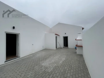 Moradia T3 para Venda em A dos Cunhados e Maceira