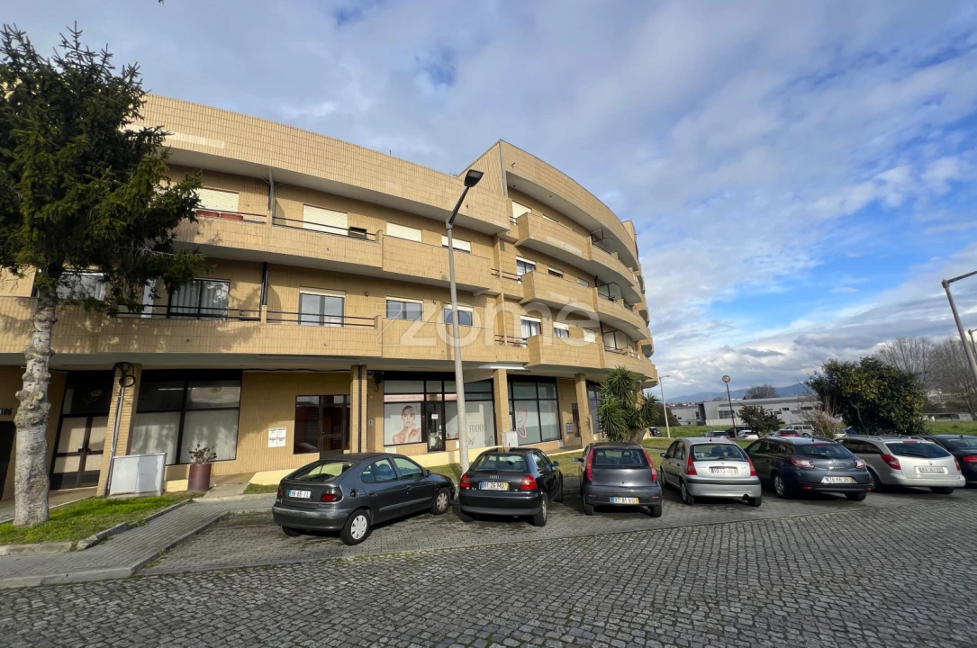 Negócio para Venda em Santa Maria Maior e Monserrate e Meadela Foto 21