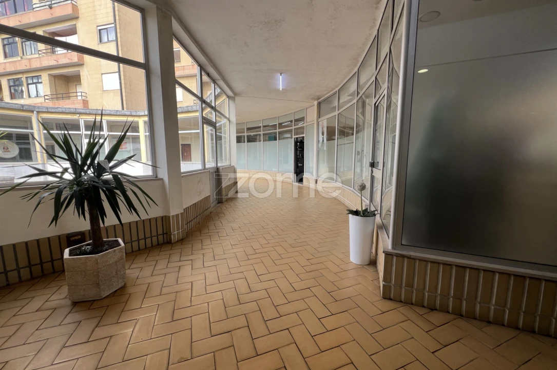 Negócio para Venda em Santa Maria Maior e Monserrate e Meadela Foto 15