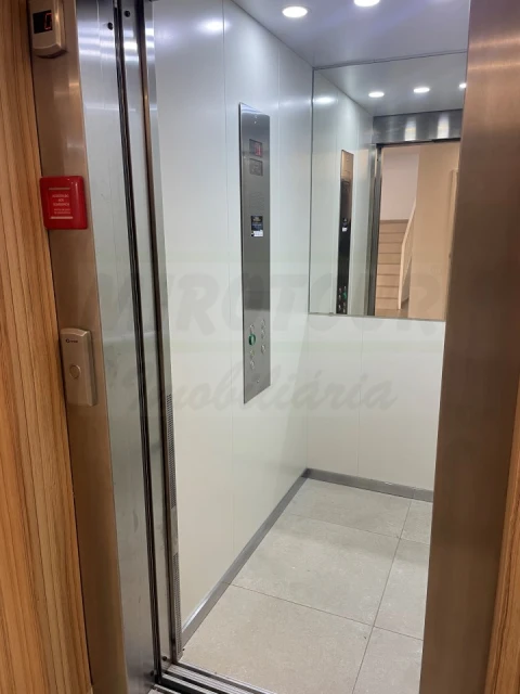 Apartamento T3 para Venda em Oeiras e São Julião da Barra, Paço de Arcos e Caxias
