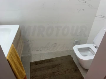 Apartamento T3 para Venda em Oeiras e São Julião da Barra, Paço de Arcos e Caxias