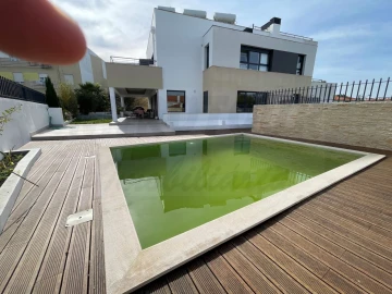 Apartamento T3 para Venda em Oeiras e São Julião da Barra, Paço de Arcos e Caxias
