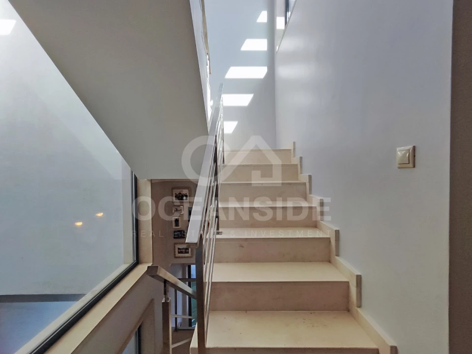 Moradia T4 para Venda em Barcarena Foto 45