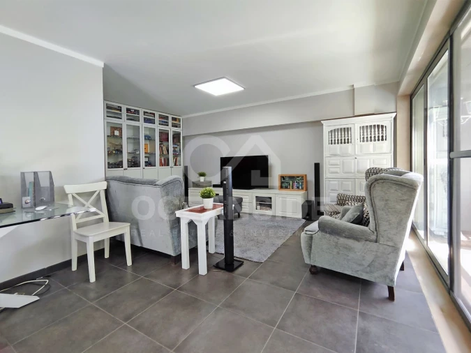 Moradia T4 para Venda em Barcarena Foto 9