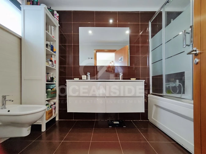 Moradia T4 para Venda em Barcarena Foto 35