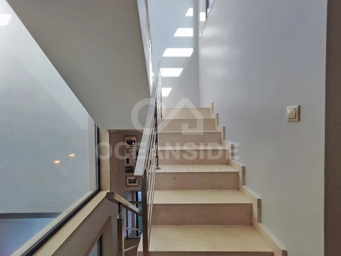 Moradia T4 para Venda em Barcarena Foto 45