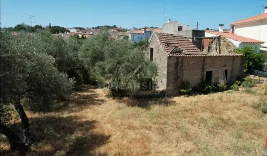 Moradia T10 para Venda em Soalheira Foto 33