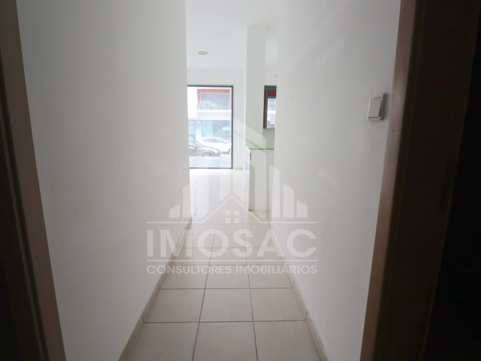 Loja para Venda em Odivelas Foto 10