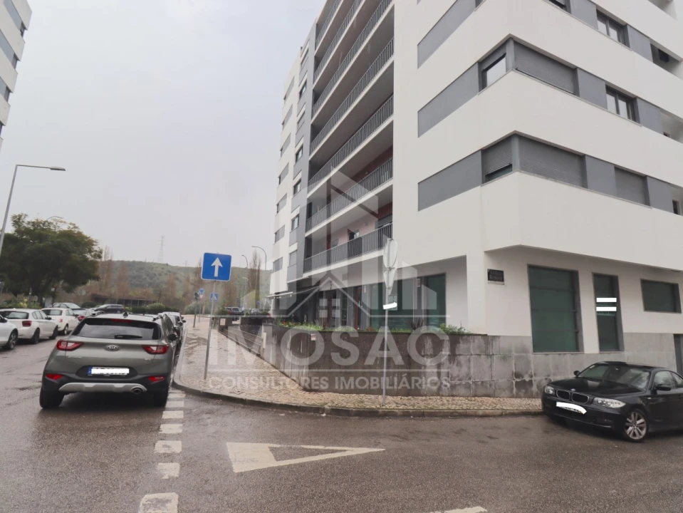 Loja para Venda em Odivelas Foto 18