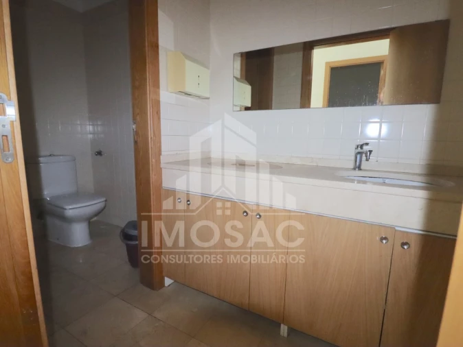 Loja para Venda em Odivelas Foto 9