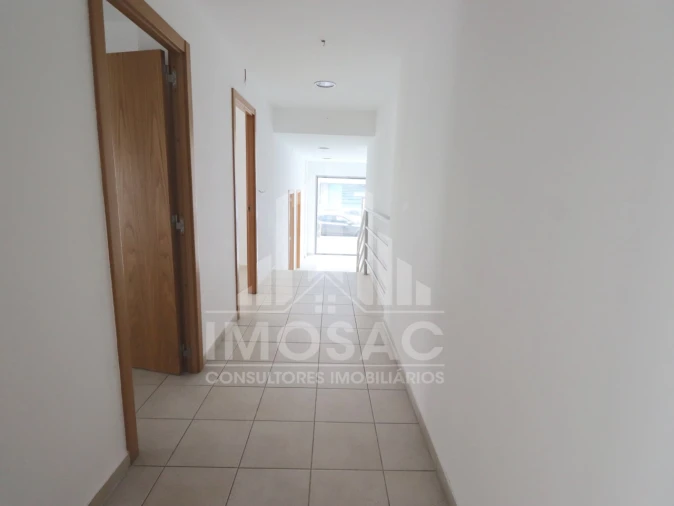 Loja para Venda em Odivelas Foto 17