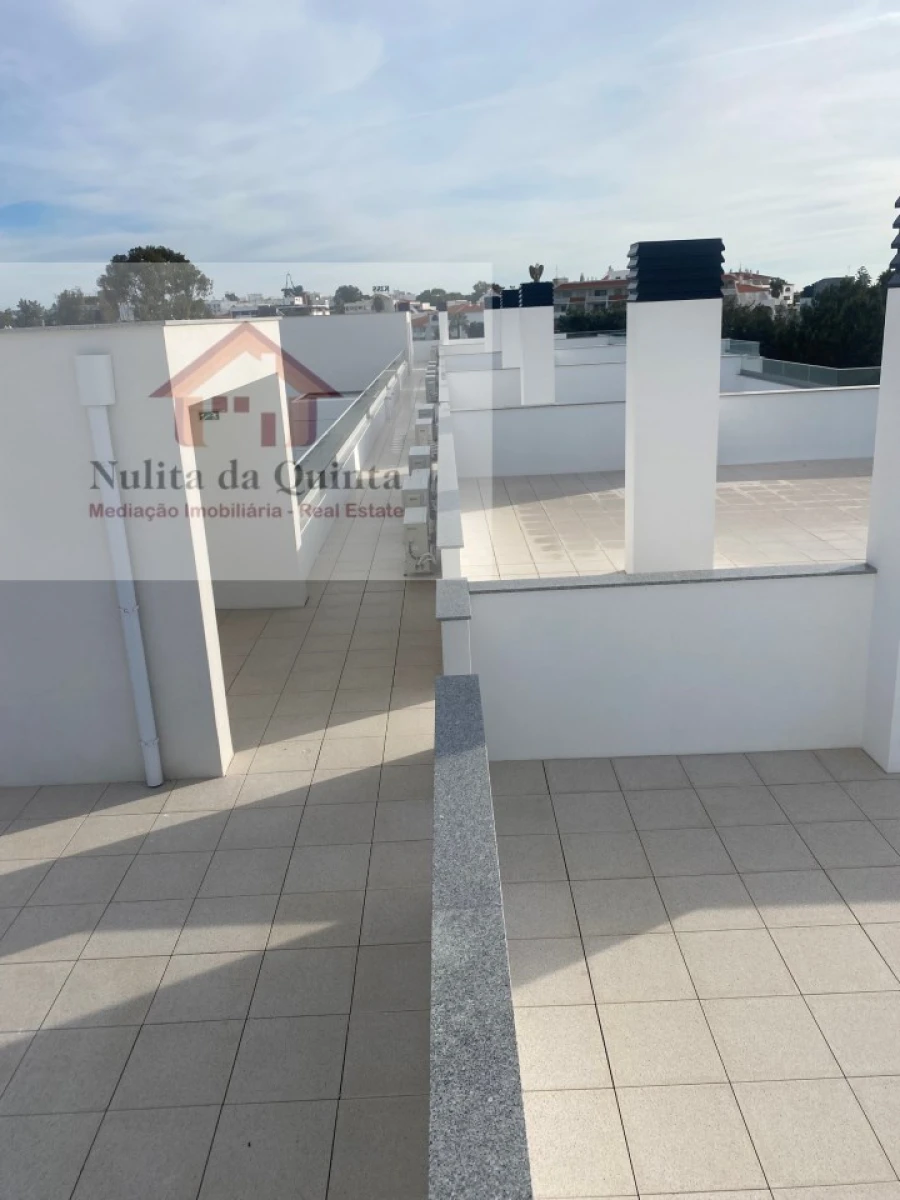 Apartamento T3 para Venda em Albufeira e Olhos de Água Foto 19