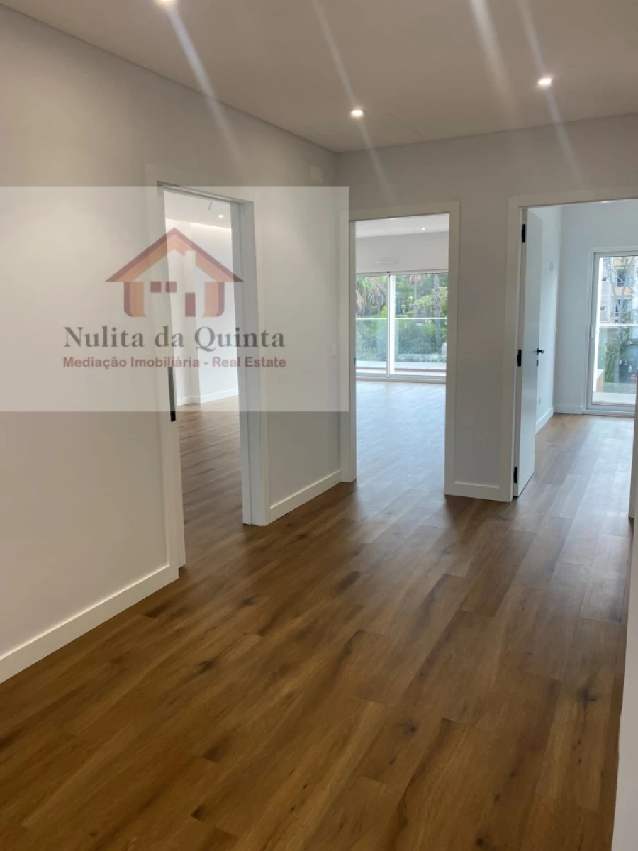 Apartamento T3 para Venda em Albufeira e Olhos de Água Foto 3