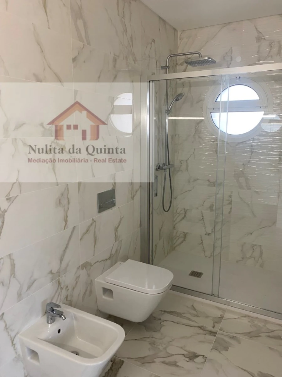 Apartamento T3 para Venda em Albufeira e Olhos de Água Foto 9