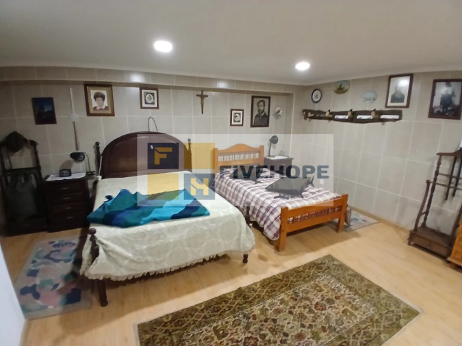 Moradia T6 para Venda em Lousã e Vilarinho Foto 11