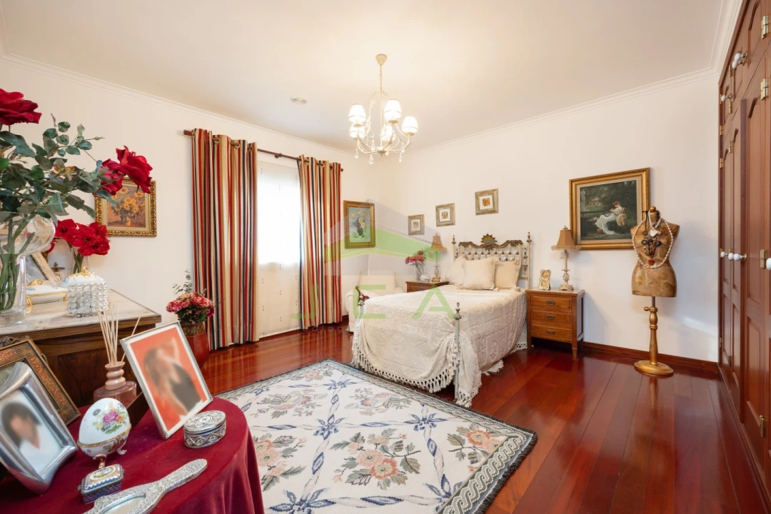 Moradia T5 para Venda em Pombal Foto 8