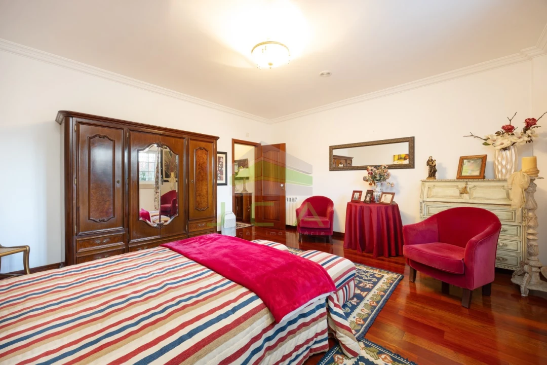 Moradia T5 para Venda em Pombal Foto 47