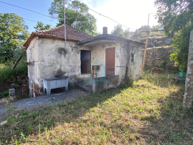 Moradia T1 para Venda em Luzim e Vila Cova Foto 2