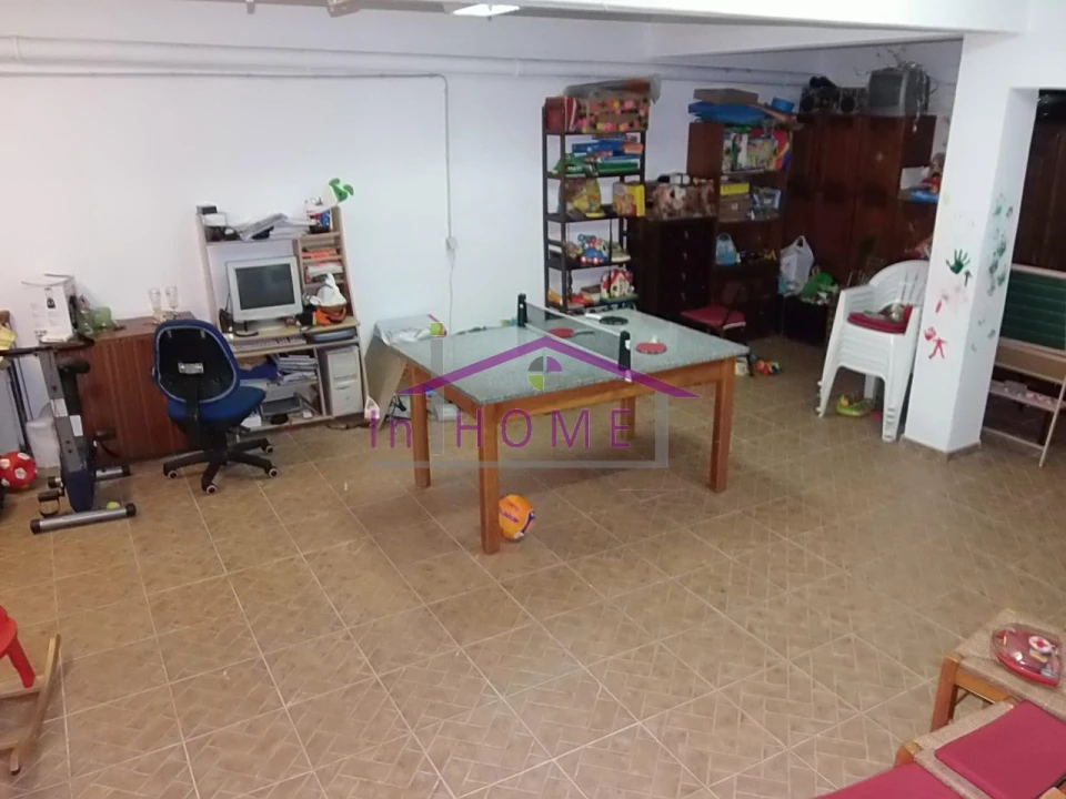 Moradia T4 para Venda em Silves Foto 8
