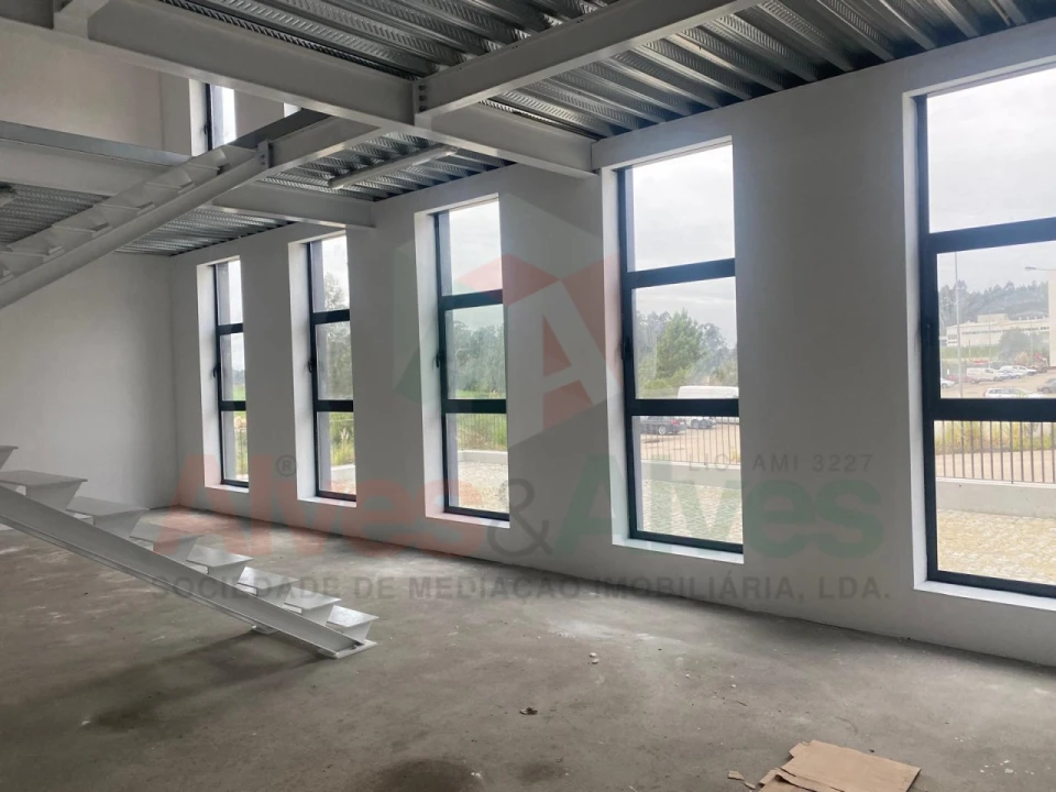 Armazém para Venda em Fradelos Foto 5