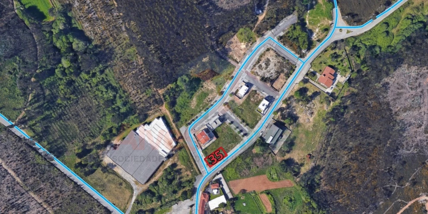 Terreno para Venda em Folgosa Foto 10