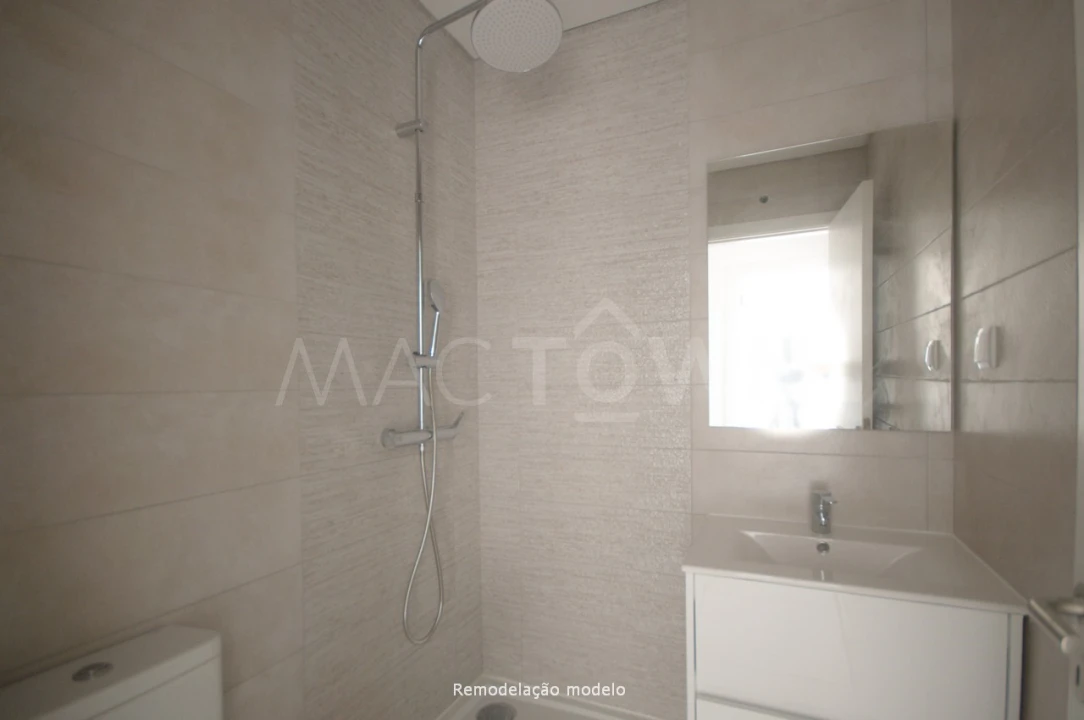 Apartamento T3 para Venda em Olivais Foto 9