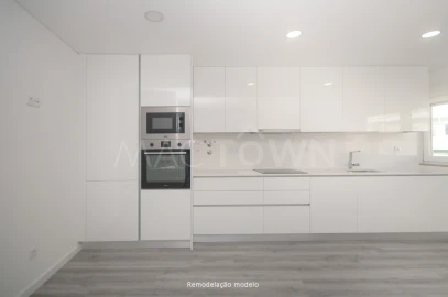 Apartamento T3 para Venda em Olivais