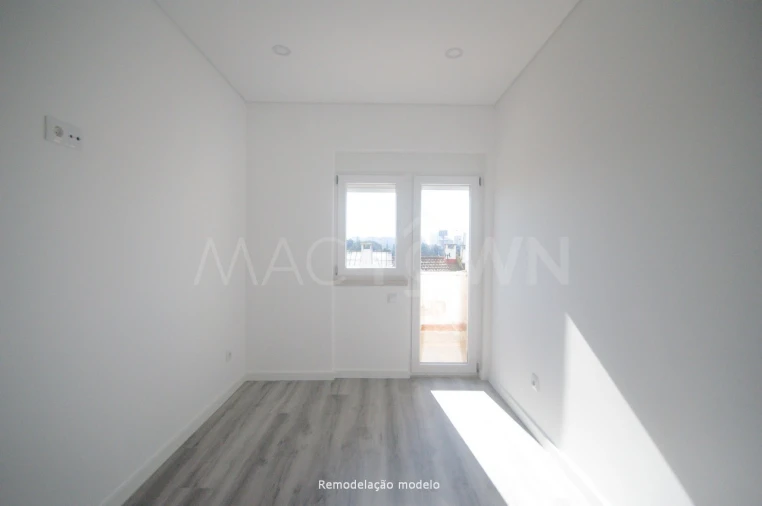 Apartamento T3 para Venda em Olivais Foto 15