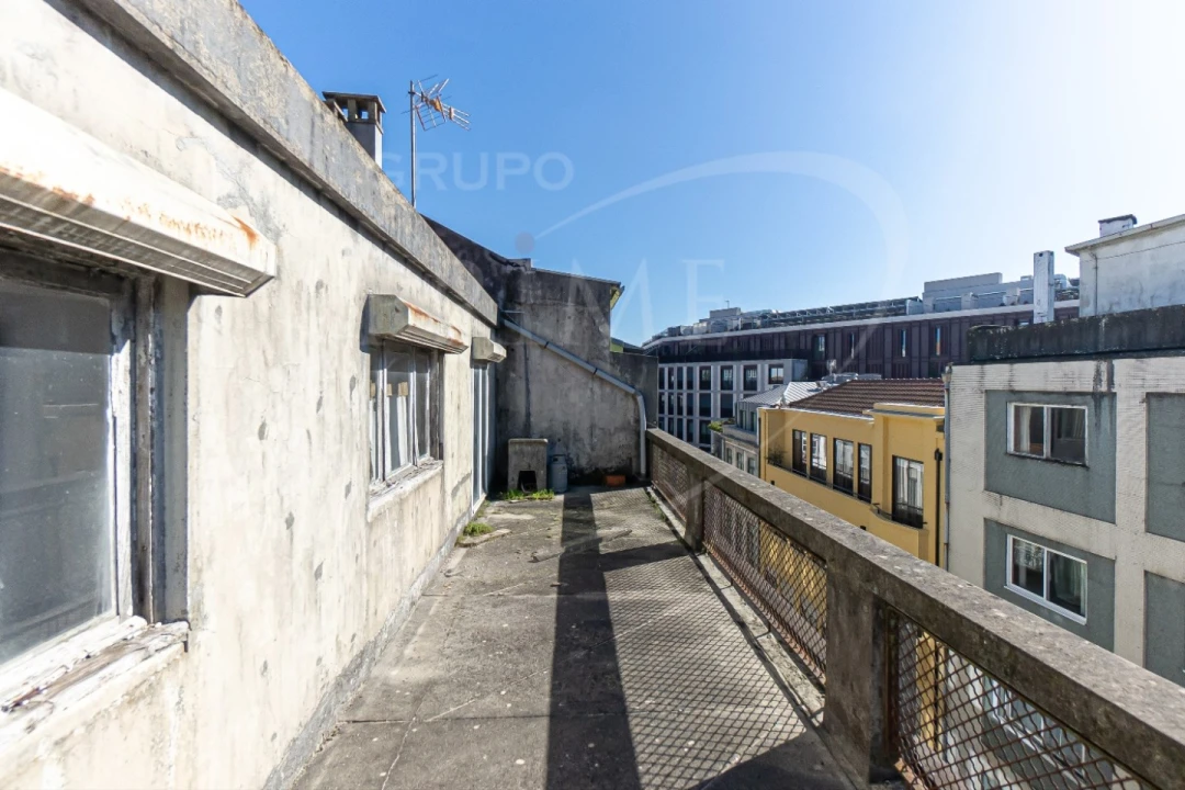 Prédio para Venda em Cedofeita, Santo Ildefonso, Sé, Miragaia, São Nicolau e Vitória Foto 26
