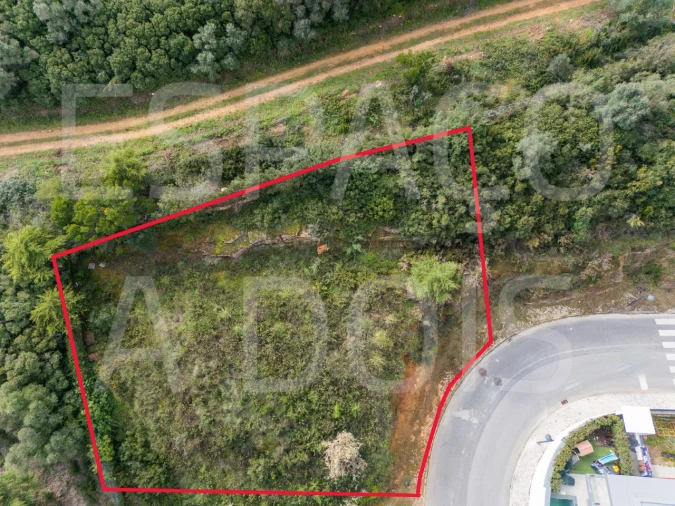 Terreno para Venda em Queluz e Belas Foto 1