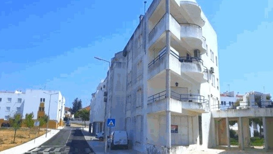Armazém para Venda em Estremoz (Santa Maria e Santo André)
