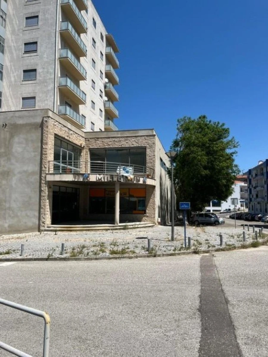 Loja para Venda em Abrantes (São Vicente e São João) e Alferrarede