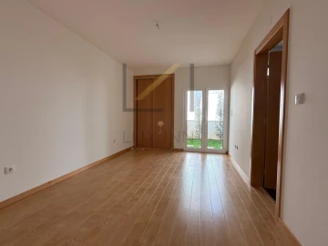 Apartamento T3 para Venda em Carcavelos e Parede