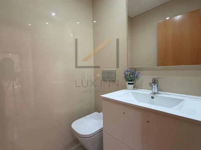 Apartamento T3 para Venda em Carcavelos e Parede Foto 13