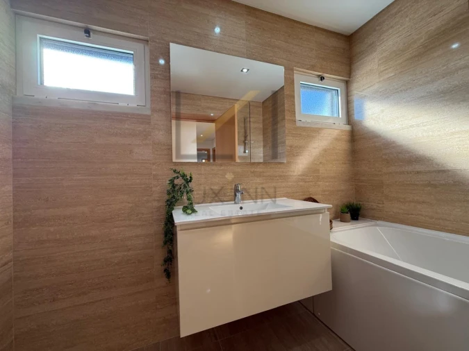 Apartamento T3 para Venda em Carcavelos e Parede Foto 22