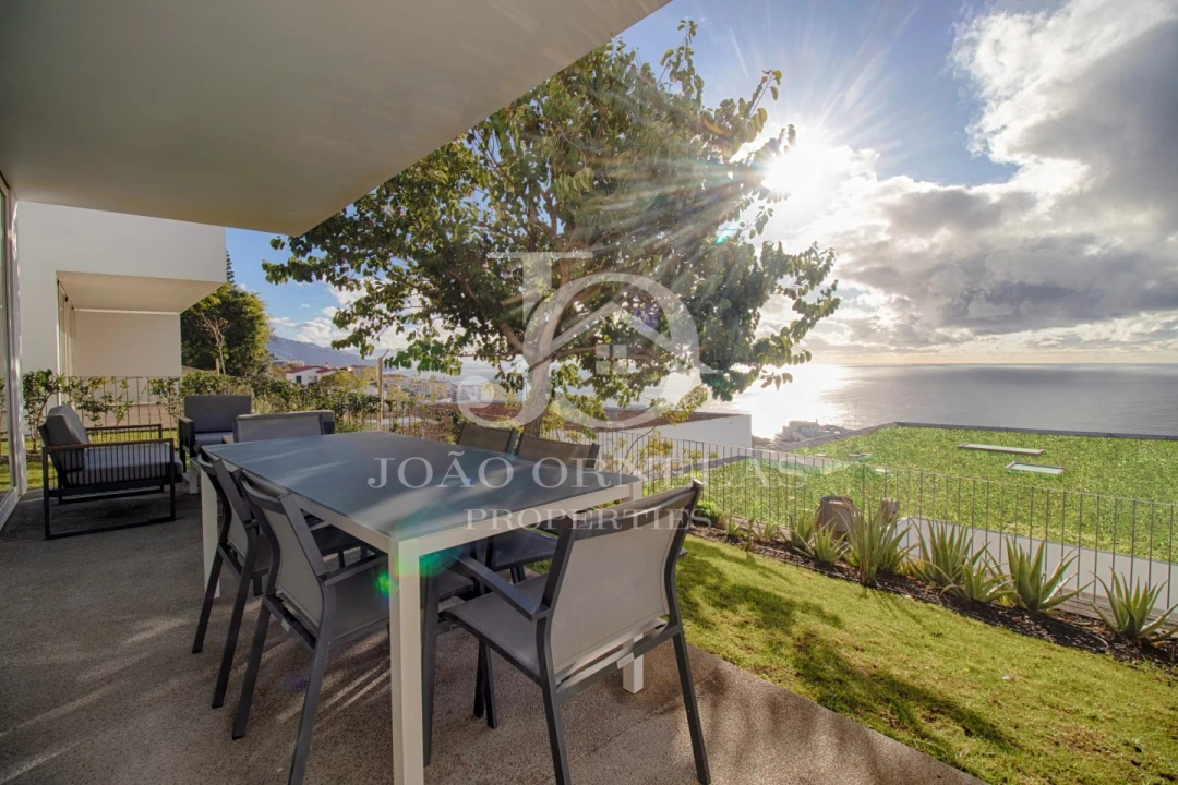 Moradia T3 para Venda em São Martinho Foto 8