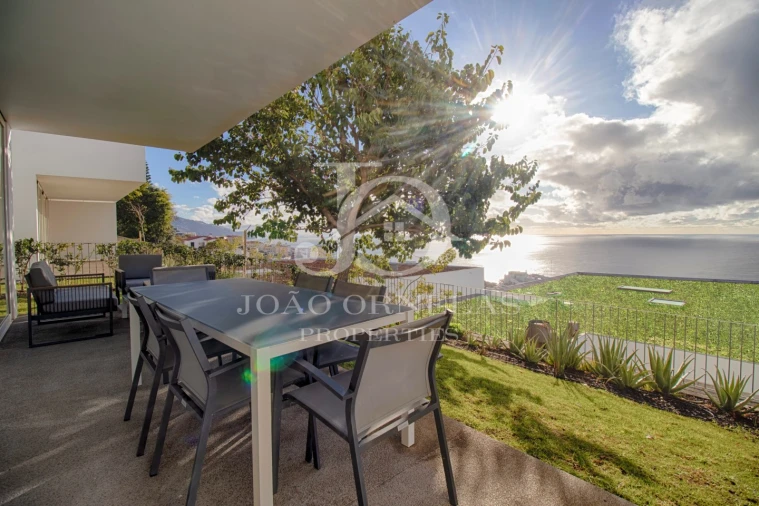 Moradia T3 para Venda em São Martinho Foto 8