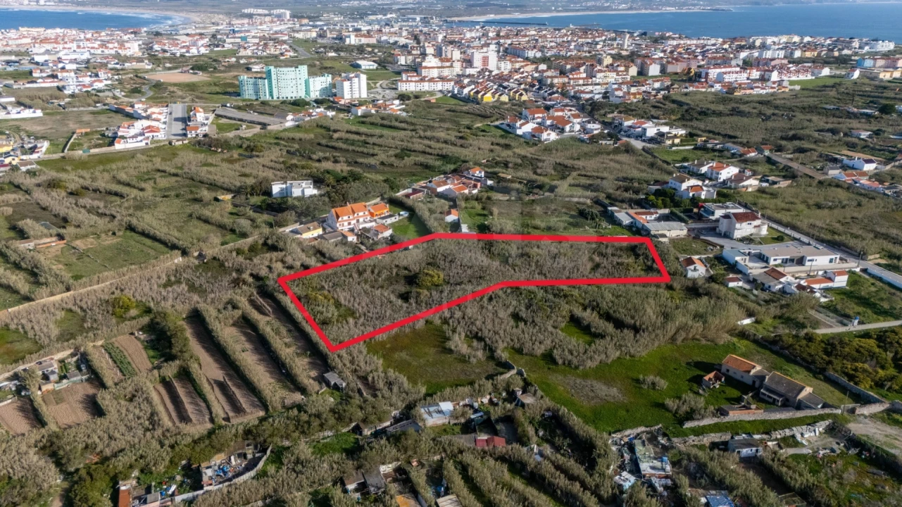 Terreno para Venda em Peniche Foto 2