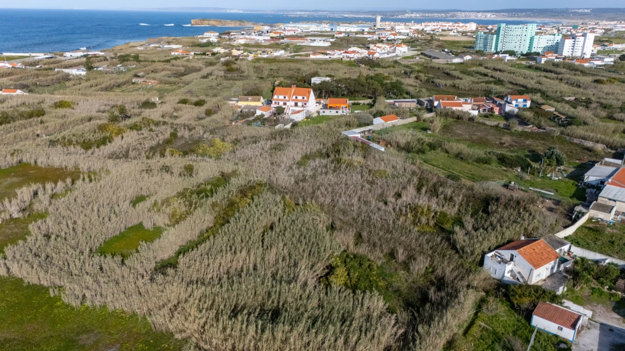 Terreno para Venda em Peniche Foto 5
