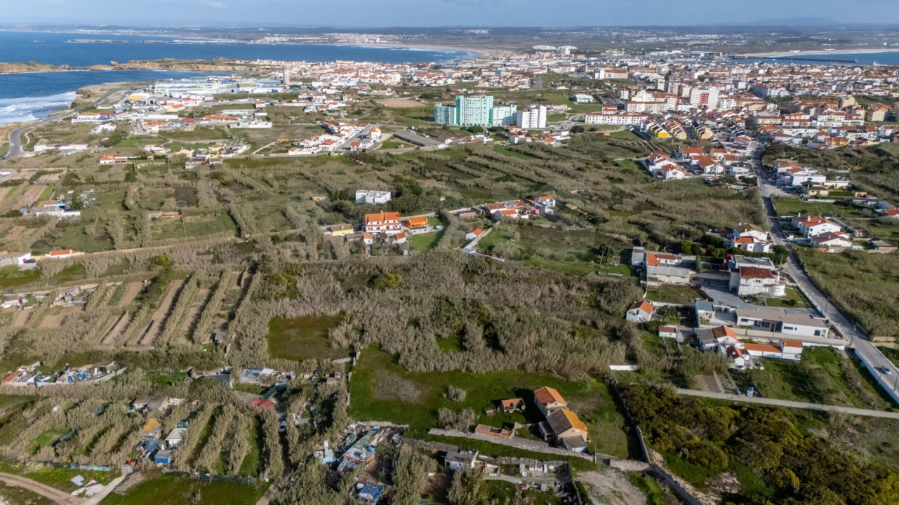 Terreno para Venda em Peniche Foto 3