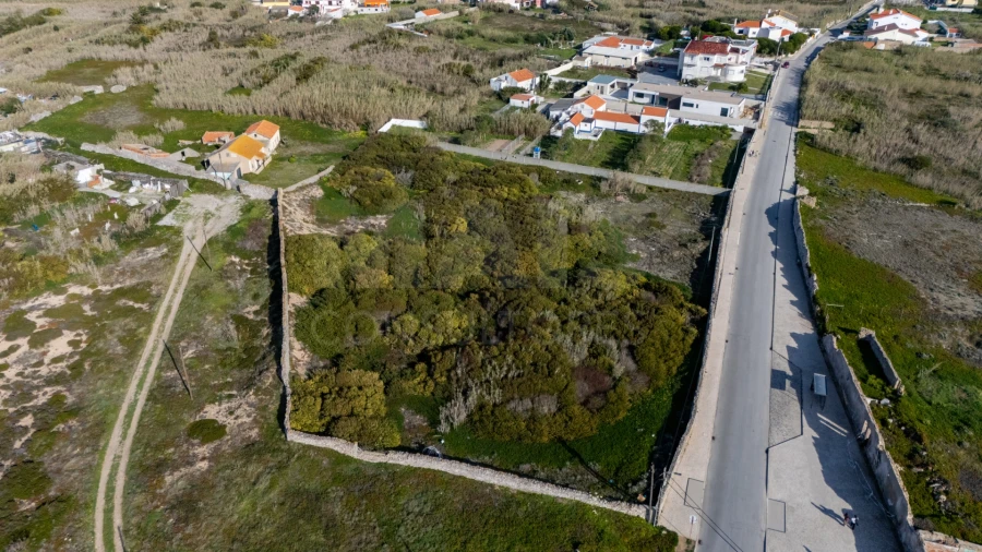 Terreno para Venda em Peniche Foto 2
