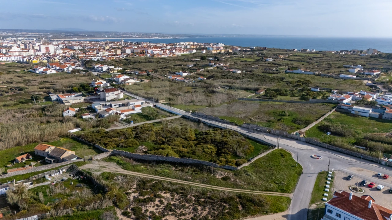 Terreno para Venda em Peniche Foto 10