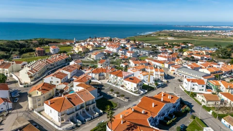 Terreno para Venda em Atouguia da Baleia
