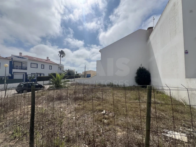 Terreno para Venda em Atouguia da Baleia Foto 11