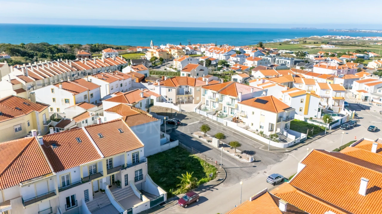 Terreno para Venda em Atouguia da Baleia Foto 4